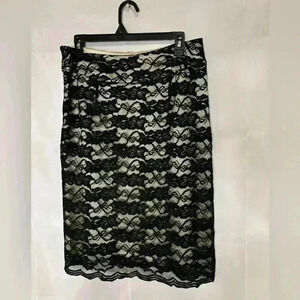 Womens size 10 NY Collection skirt, #C561